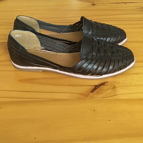 Black flats - Picture 4 of 5